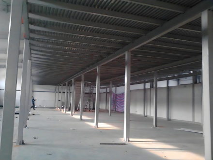 鋼結(jié)構(gòu)夾層