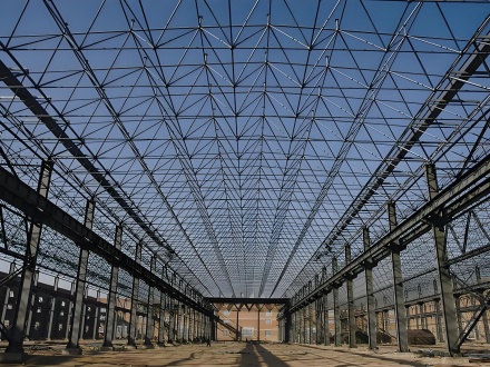 鋼結(jié)構(gòu)網(wǎng)架